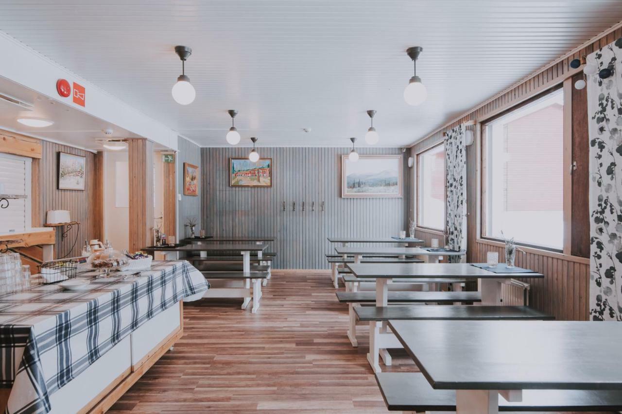 Kuerkievari Kuerhostel Äkäslompolo Zewnętrze zdjęcie